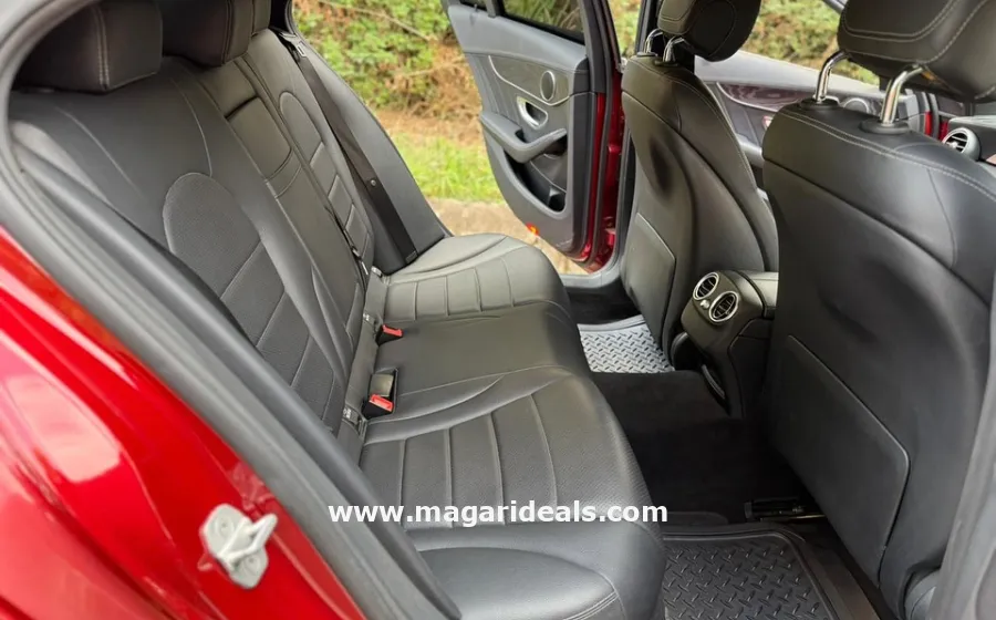 Mercedes-Benz C180 in Kenya for Sale | Magari Deals