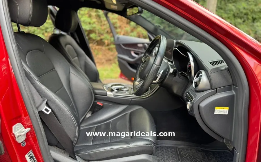 Mercedes-Benz C180 in Kenya for Sale | Magari Deals