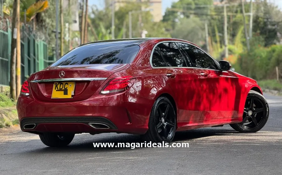 Mercedes-Benz C180 in Kenya for Sale | Magari Deals