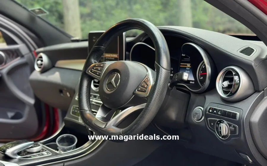 Mercedes-Benz C180 in Kenya for Sale | Magari Deals